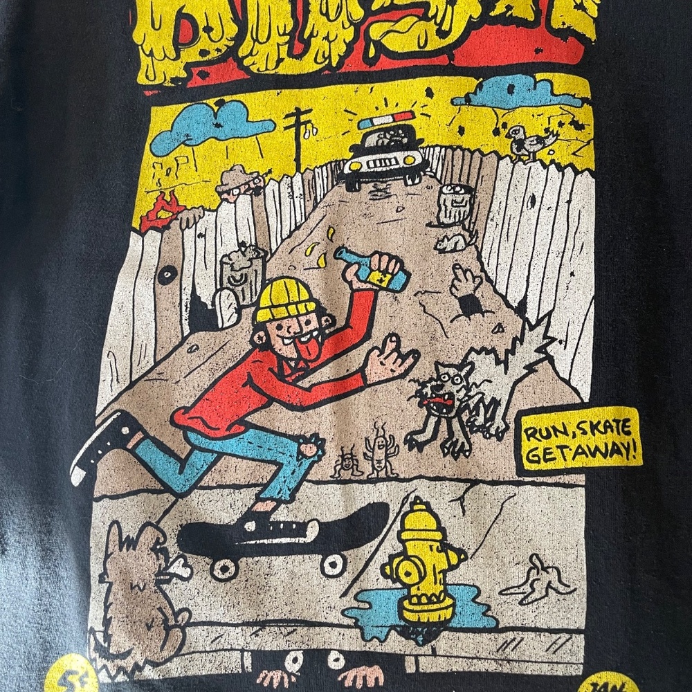 Empyre "Push Run, Skate Getaway" Black Graphic T-Shirt- Size Large - Picture 2 of 5